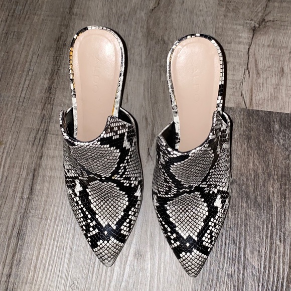 Aldo snake print booties. 4 1/2 inch heel - Picture 2 of 6